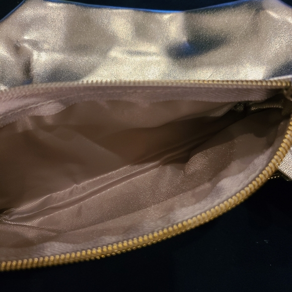 Silver Makeup set 2 bags for 1 - Picture 3 of 4